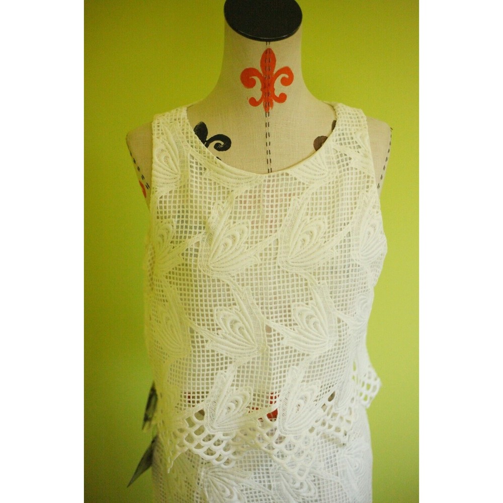 NWT RARE LONDON Women's Sz L Crochet Knit 2 Pcs Set Top And Skirt Lined White - Picture 2 of 12